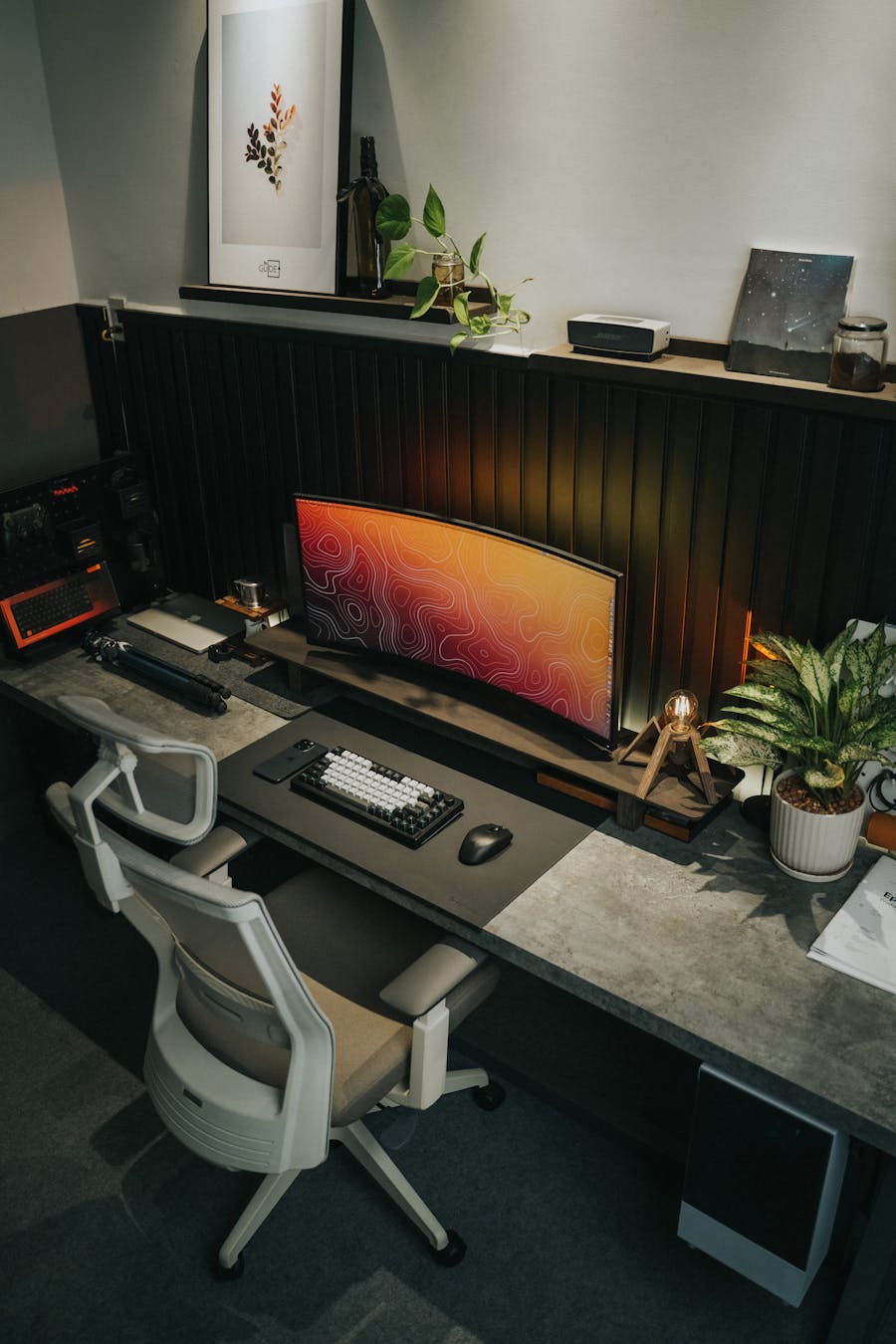 Ergonomic office workstation